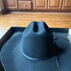 Black Felt Cowboy Hat